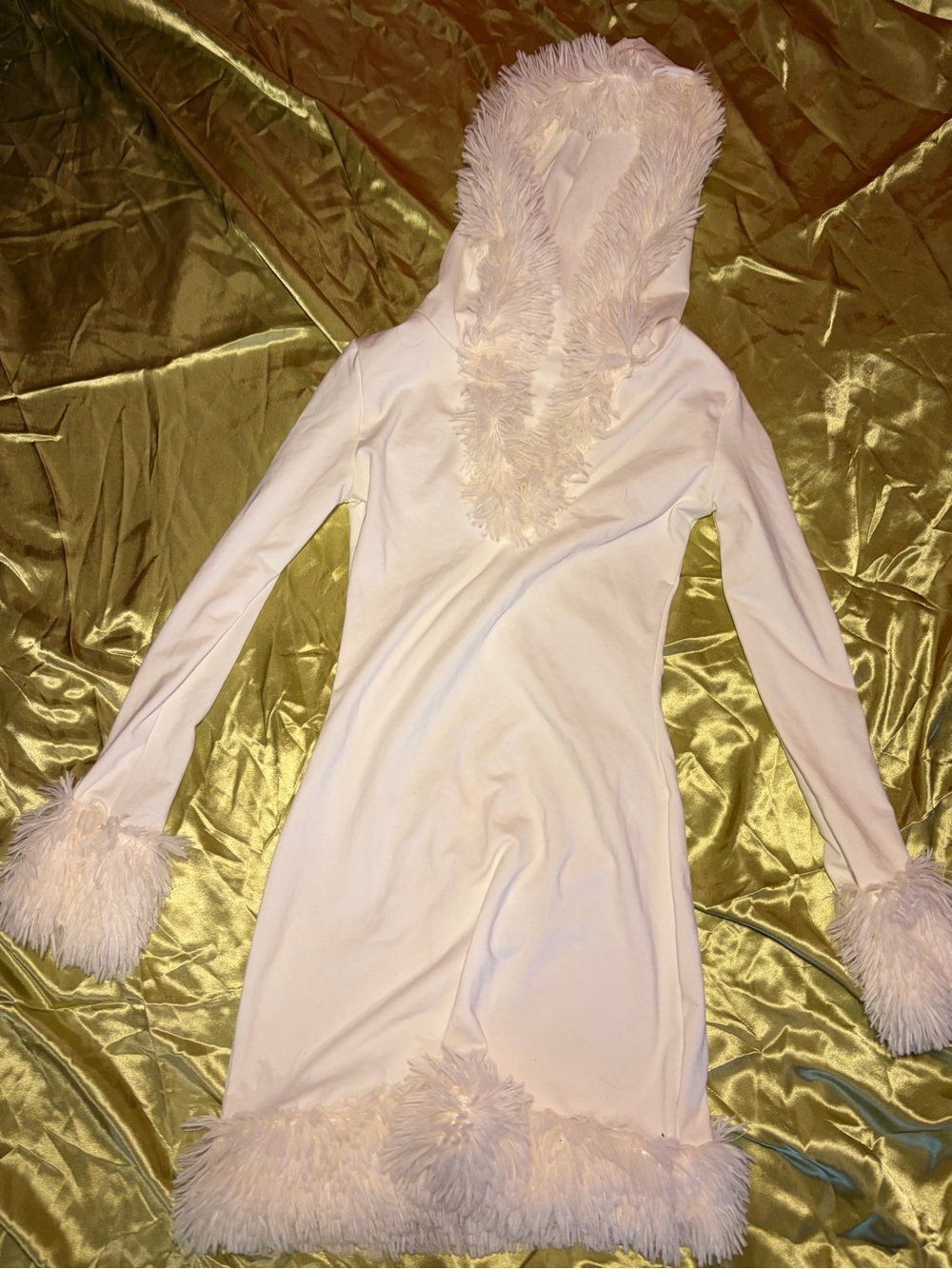 Womenโs Faux-Fur Trim Hooded Dress in white